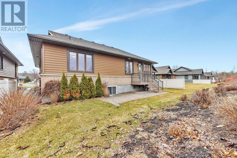 28085313/24-magnolia-way/north-grenville-twp-kemptville-south/north-grenville/ontario/K0G1J0_41