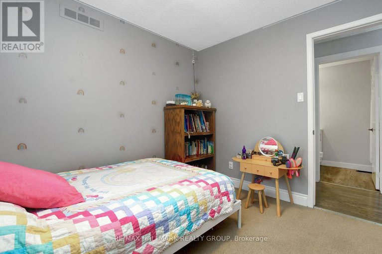 29496825/131-delaney-drive/huntley-ward-south-west/ottawa/ontario/K0A1L0_25