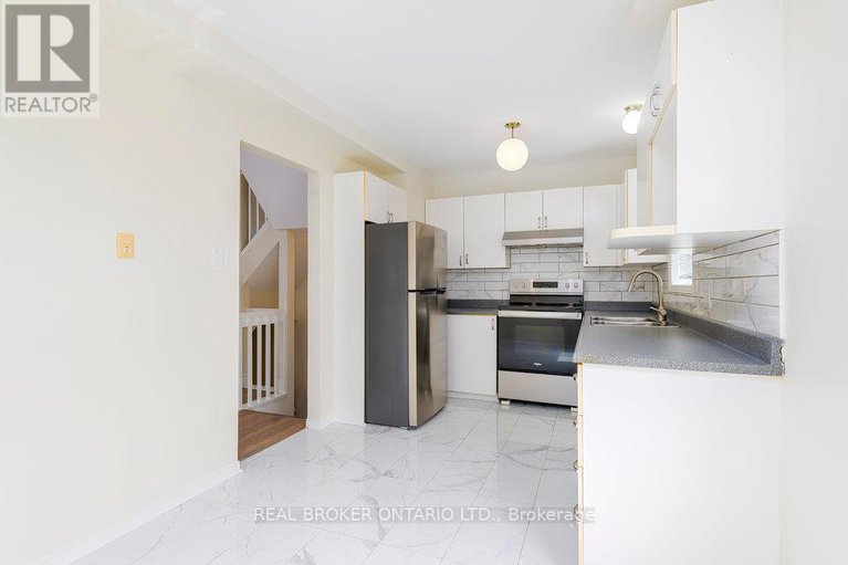 28914731/8-drayton-private/cfb-rockcliffe-and-area/ottawa/ontario/K1K4R1_12