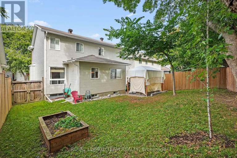 28812426/2122-saunders-avenue/woodroffe/ottawa/ontario/K2A4C7_37