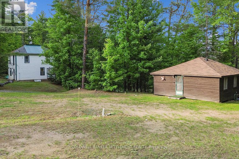 28398318/1672-dalhousie-conc-8-concession/lanark-highlands-dalhousie-twp/lanark-highlands/ontario/K0G1M0_24