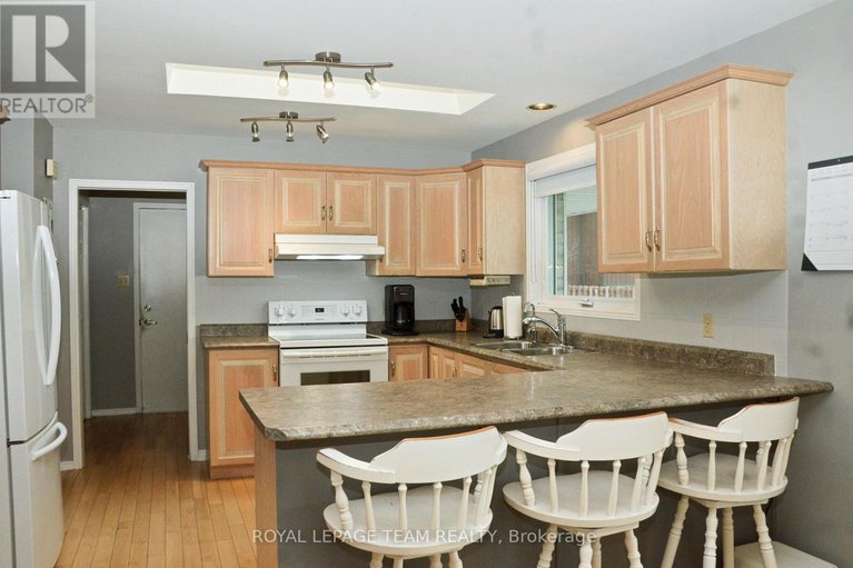 29683602/11119-grisdale-boulevard-w/south-dundas-matilda-twp/south-dundas/ontario/K0E1K0_11
