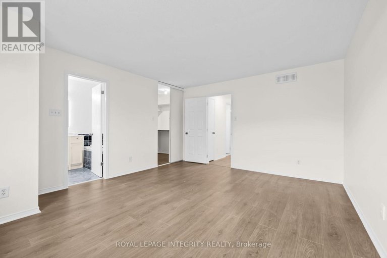 29635687/9-flowertree-crescent/emerald-meadowstrailwest/ottawa/ontario/K2M2R6_24