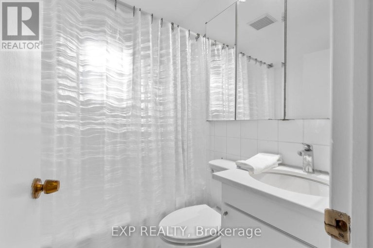 28892855/576-donald-street/overbrookcastle-heights/ottawa/ontario/K1K1L6_9