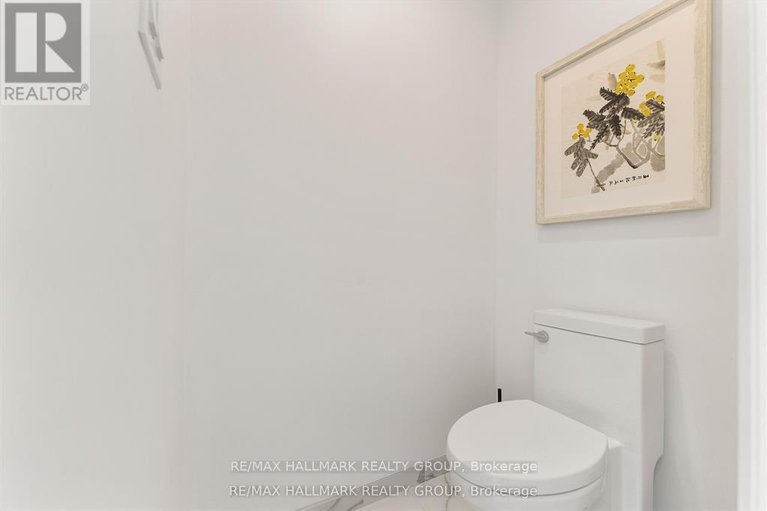 29052704/396-roosevelt-avenue/westboro-west/ottawa/ontario/K2A1Z3_28