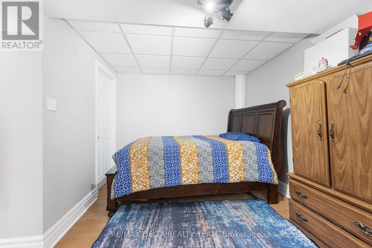 28461671/1401-coulter-place/bilberry-creekqueenswood-heights/ottawa/ontario/K1E3H9_28