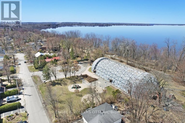 29634427/72-scrivens-street/britannia/ottawa/ontario/K2B6H1_8