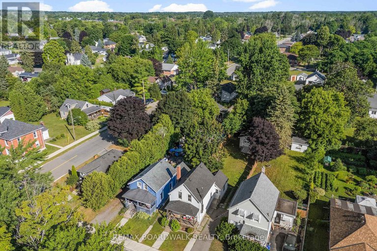 29376019/416-dibble-street-e/prescott/prescott/ontario/K0E1T0_22