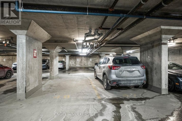 29595403/123-429-kent-street/ottawa-centre/ottawa/ontario/K2P1B5_24