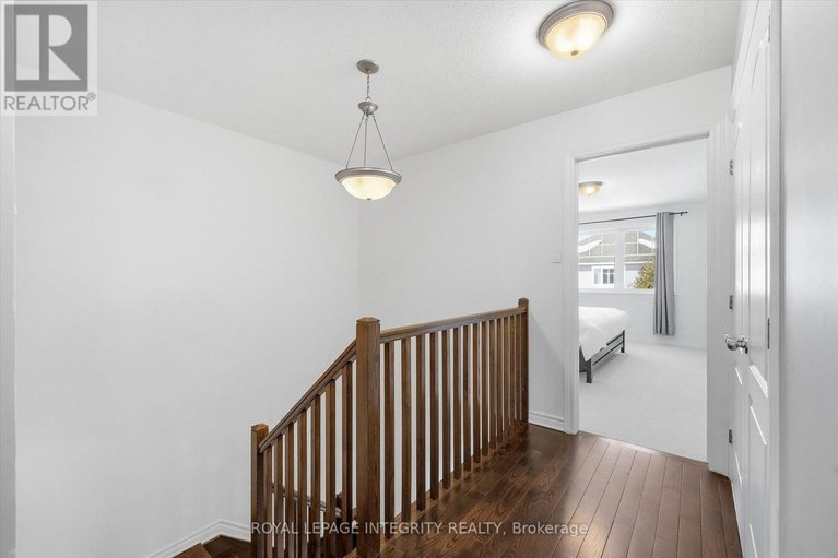 29600487/418-rochefort-circle/avalon-west/ottawa/ontario/K4A0M8_16