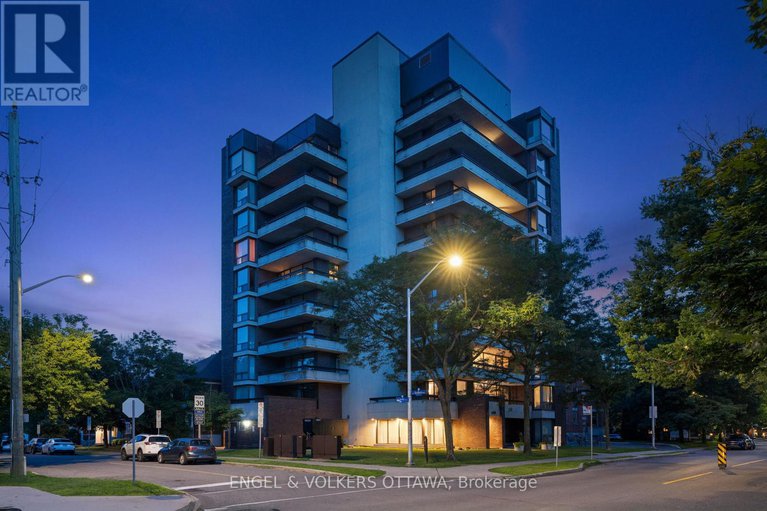 28619826/8a-400-laurier-avenue-e/sandy-hill/ottawa/ontario/K1N8Y2_2