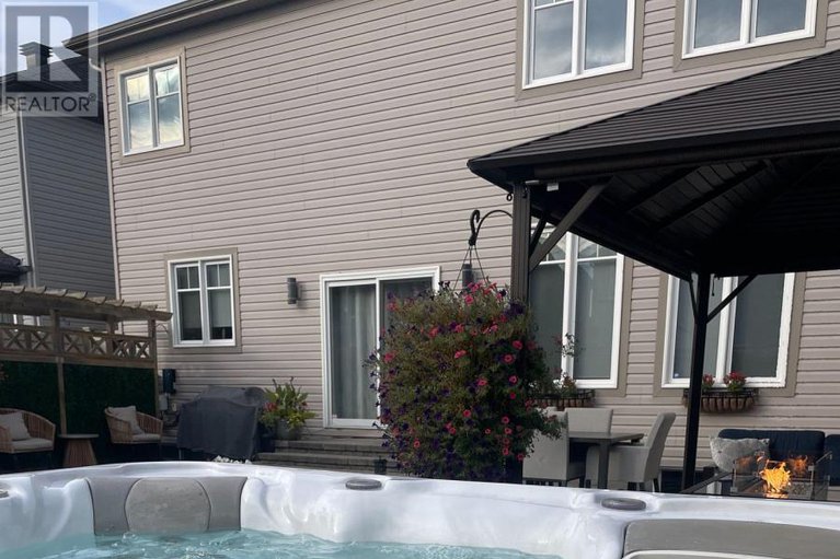 29447332/386-andalusian-crescent/emerald-meadowstrailwest/ottawa/ontario/K2V0C3_93