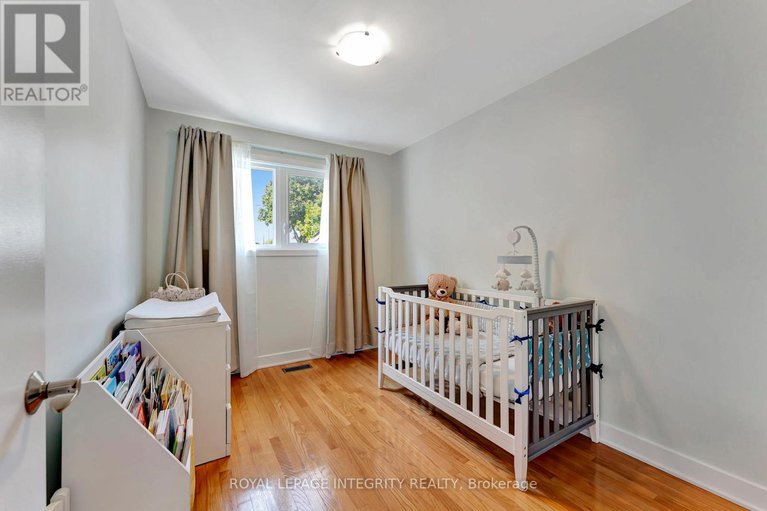 28621220/1150-albany-drive/bel-air-heights/ottawa/ontario/K2C2L3_24