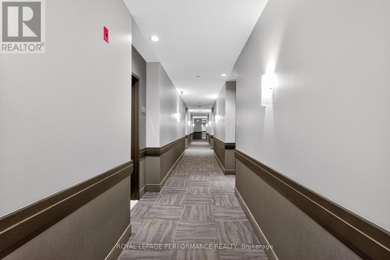 29446146/116-120-prestige-circle/chatelaine-village/ottawa/ontario/K4A1B4_45