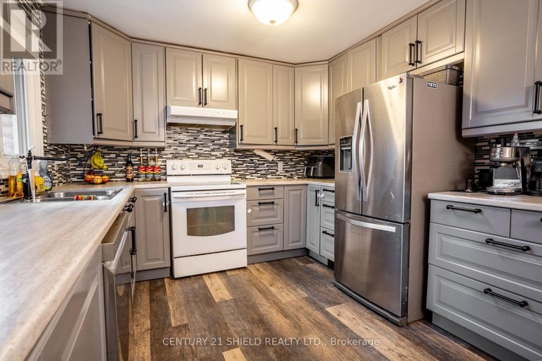 29555466/11-strachan-avenue/long-sault/south-stormont/ontario/K0C1P0_9