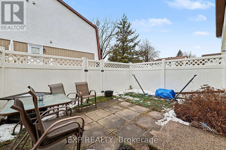 29205584/20-lovell-lane/westcliffe-estates/ottawa/ontario/K2H9B6_25