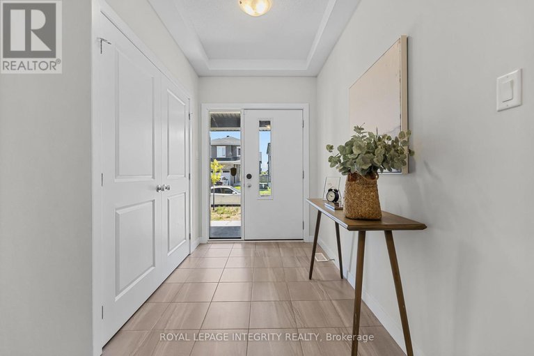 28893902/893-sendero-way/remainder-of-stittsville-area/ottawa/ontario/K2S2W8_2