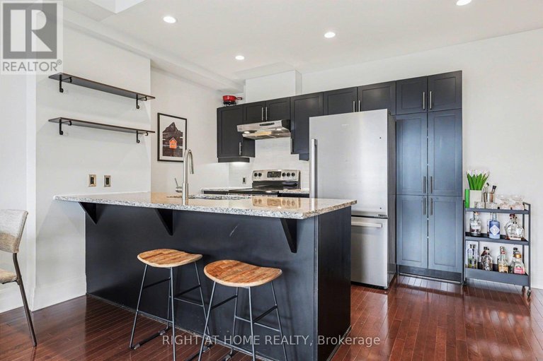 29563754/810-330-loretta-avenue-s/west-centre-town/ottawa/ontario/K1S4E8_12