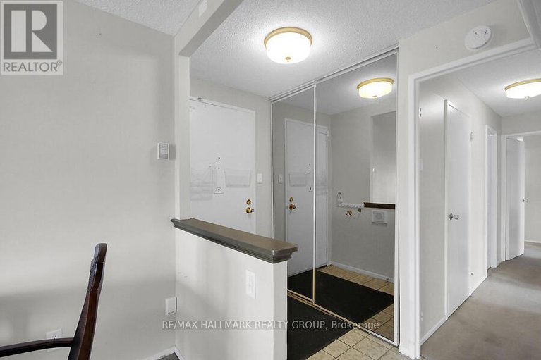 28608351/410-1081-ambleside-drive/woodroffe/ottawa/ontario/K2B8C8_6