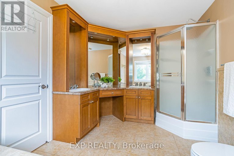 28606248/1125-waterpark-place/manotick-long-island-nicholls-island/ottawa/ontario/K4M1J7_22