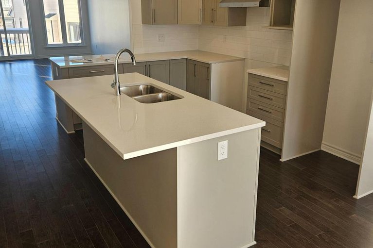 27838724/54-kayenta-street/remainder-of-stittsville-area/ottawa/ontario/K2S2K7_3
