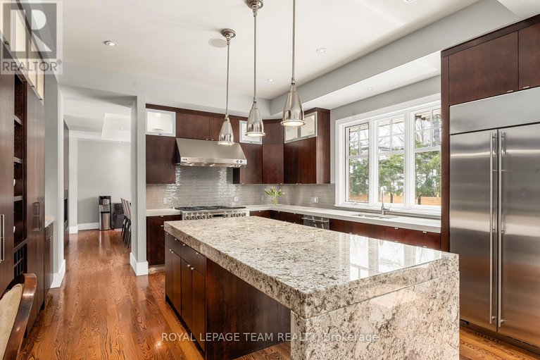 28430486/250-sandridge-road/rockcliffe/ottawa/ontario/K1L5A2_13