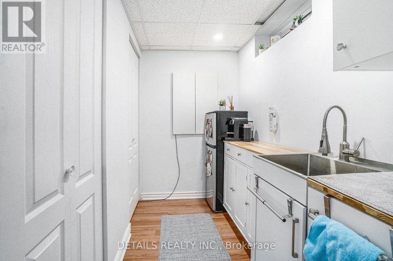 28954337/13-willowview-way/on-the-green/ottawa/ontario/K2J2P7_18