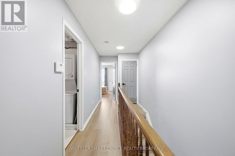 29436977/11-432-hillsboro-private/emerald-meadowstrailwest/ottawa/ontario/K2M3A8_25