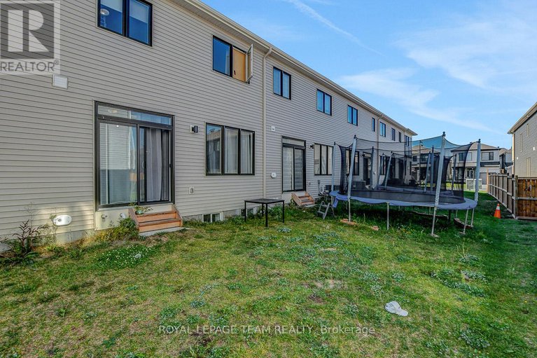 28979703/163-yearling-circle/goulbourn-twp-from-franktown-rdsouth-to-rideau/ottawa/ontario/K0A2Z0_41