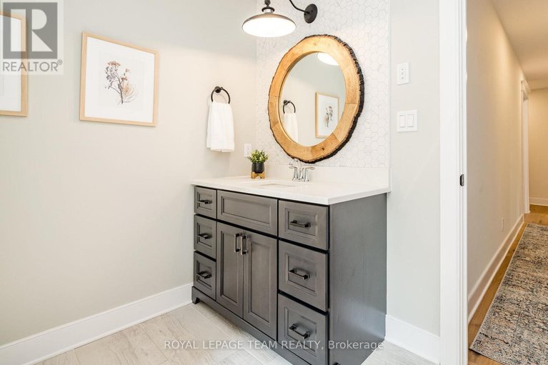 29640568/103-brookberry-crescent/north-grenville-twp-kemptville-south/north-grenville/ontario/K0G1J0_33