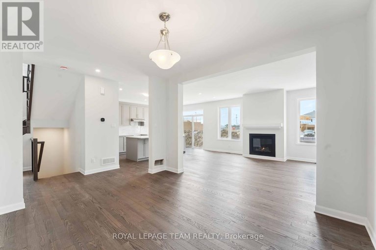 27736125/5045-abbott-street-e/ottawa/ontario/K2V0V2_11