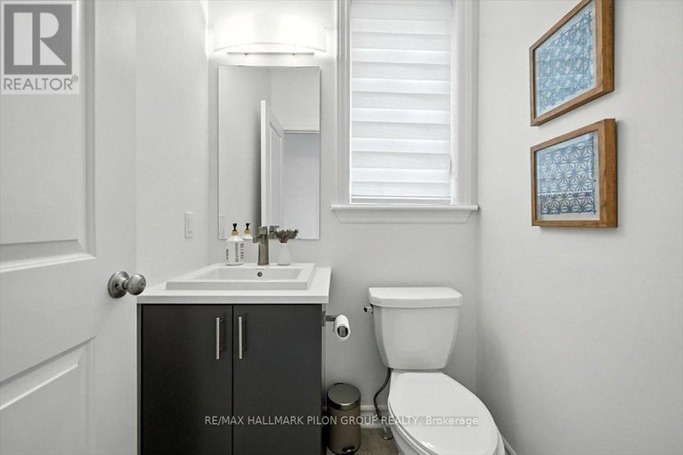 28722166/391-cornice-street/mer-bleuebradley-estatesanderson-park/ottawa/ontario/K1W0P7_12