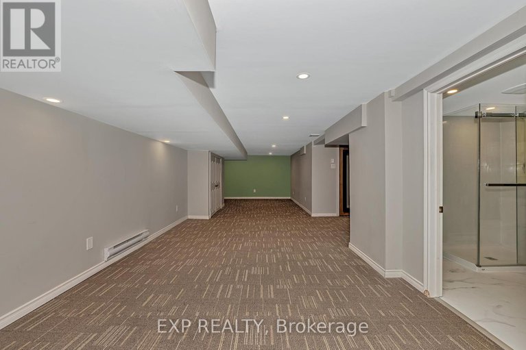 28602725/936-blythdale-road/mckellar-heightsglabar-park/ottawa/ontario/K2A3N6_23