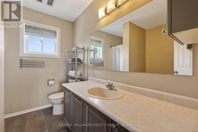 29649861/79-dossetter-way/hunt-club-park/ottawa/ontario/K1G4S7_20