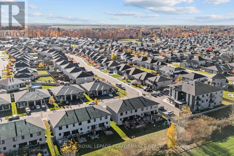 29194070/279-belfort-street/embrun/russell/ontario/K0A1W0_33