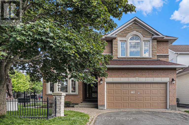 28042221/163-yoho-drive/bridlewood/ottawa/ontario/K2M2V4_1