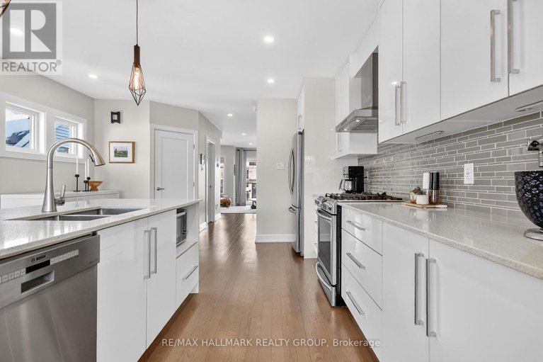 29397820/247b-ferland-street/vanier/ottawa/ontario/K1L7T5_10