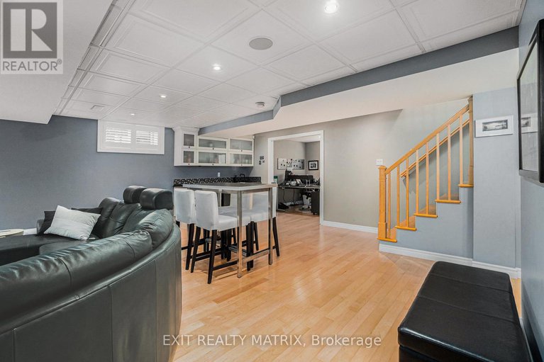 28356957/209-jasper-crescent/town-of-rockland/clarence-rockland/ontario/K4K0A3_25