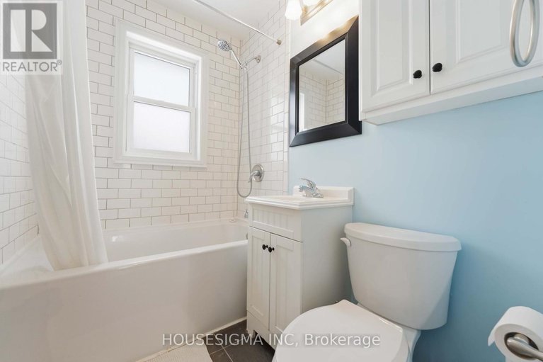 29433007/1047-richard-avenue/billings-bridge/ottawa/ontario/K1H8C3_24