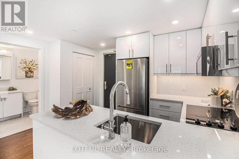 29442241/2007-180-george-street/lower-townbyward-market/ottawa/ontario/K1N0G8_13