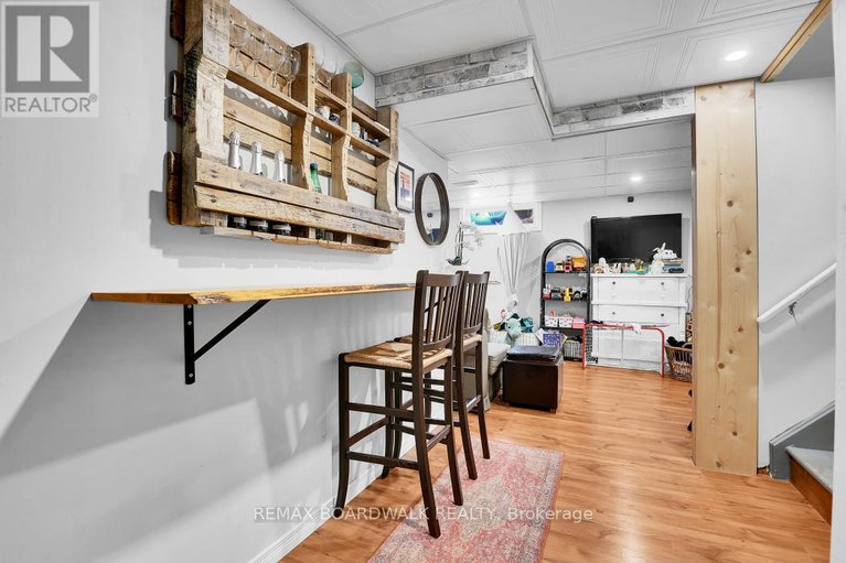 29327134/3-104-cheltenham-private/hunt-club-woods/ottawa/ontario/K1V0L6_30