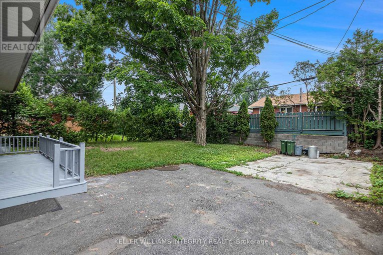 28497659/2389-sheldon-avenue/queensway-terrace-southridgeview/ottawa/ontario/K2C1K4_31