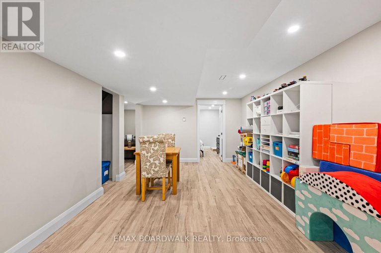 29176327/4701-4th-concession-road/augusta-twp/augusta/ontario/K0E1T0_45