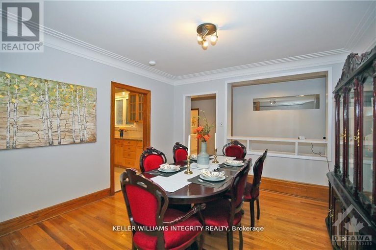28436657/39-goulburn-avenue/sandy-hill/ottawa/ontario/K1N8C7_6