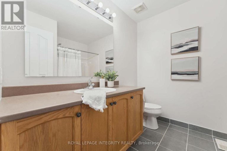 28525106/141-lockhaven-private/stonebridge/ottawa/ontario/K2J5L6_15