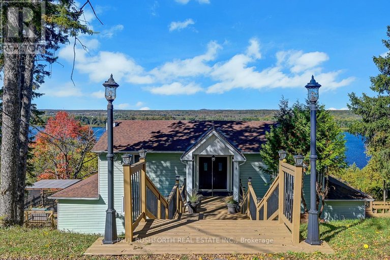 29613584/1565-lilac-lane/camelot/ottawa/ontario/K4C1C4_1