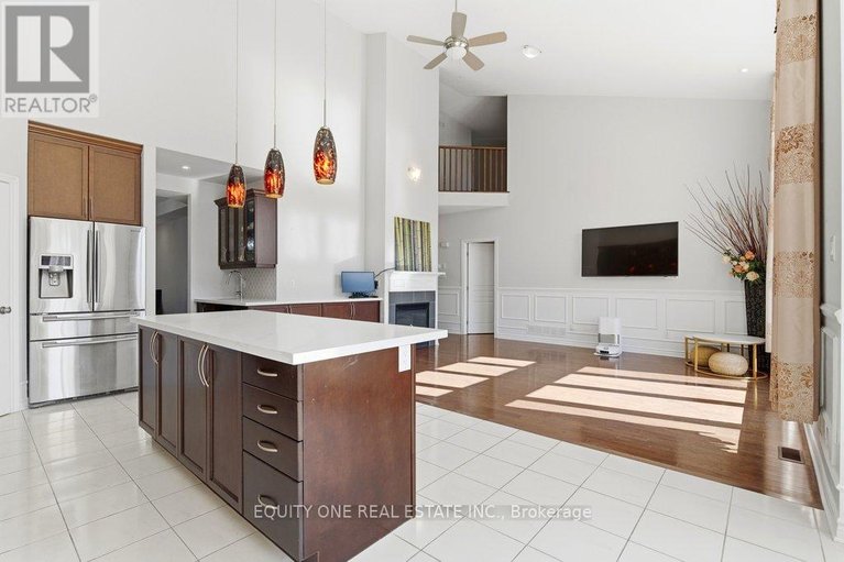 29590568/240-trailgate-street/riverside-southgloucester-glen/ottawa/ontario/K1V0Z9_18