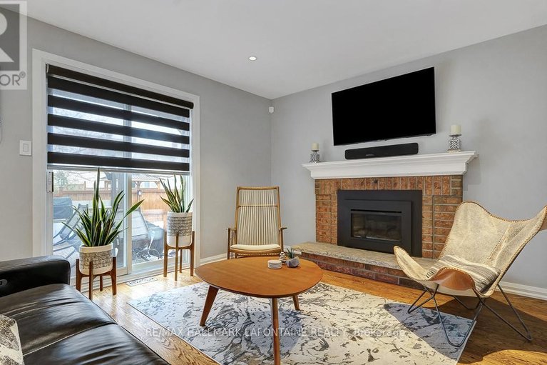 29593961/1288-turner-crescent/bilberry-creekqueenswood-heights/ottawa/ontario/K1E2Y4_9