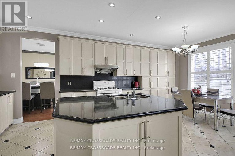 28634126/10-tierney-drive/longfields/ottawa/ontario/K2J4W2_16