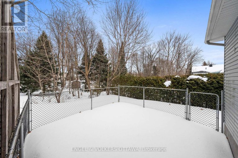 29389734/1609-ashley-cardill-lane/greely/ottawa/ontario/K4P1M7_40